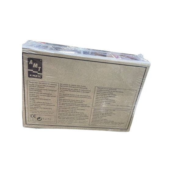 AMT 1997 VTG Plymouth Power With Trailer Vehicle Model Kit SKU 9501 - Picture 3 of 7